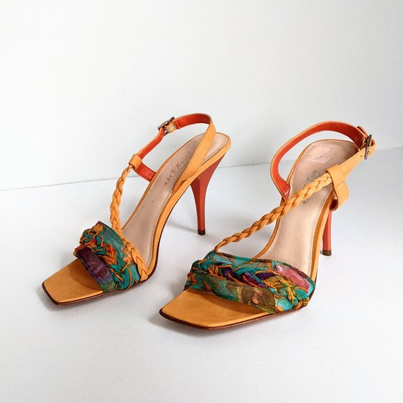 Hype Heeled Leather Sandals - Picture 3 of 15
